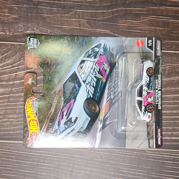 Hot Wheels Car Culture Premium Mountain Drifter - Picture 2 of 6